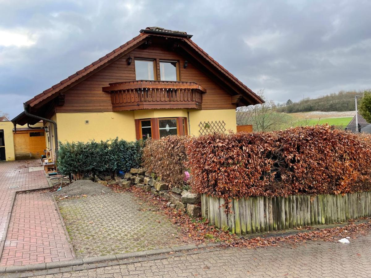 Eisingen  Ferienwohnung An Der Romantischen Strasse Direkt A3 Und A81 מראה חיצוני תמונה