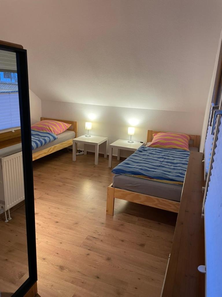 Eisingen  Ferienwohnung An Der Romantischen Strasse Direkt A3 Und A81 מראה חיצוני תמונה